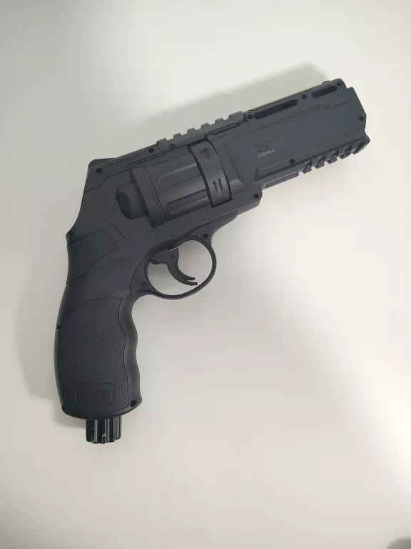 PISTOLET NA KULKI UMAREX PLUS KULKI