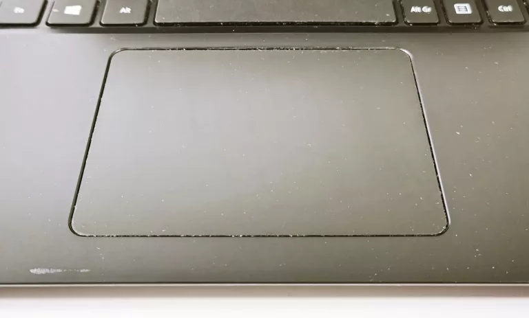 LAPTOP ACER ASPIRE 3 15,6 " INTEL CORE I3 4 GB / SSD