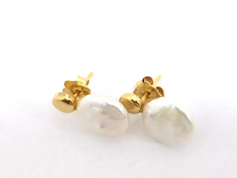 ZŁOTE KOLCZYKI Z MASA PERŁOWA 750 3,73G