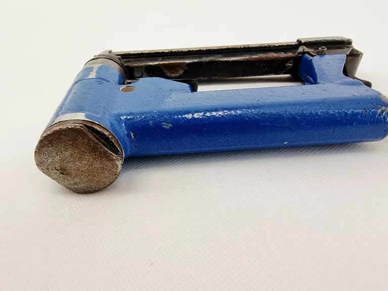 ZSZYWACZ TAPICERSKI PNEUMATYCZNY AUTOMATYCZNY BEA 380/14-450