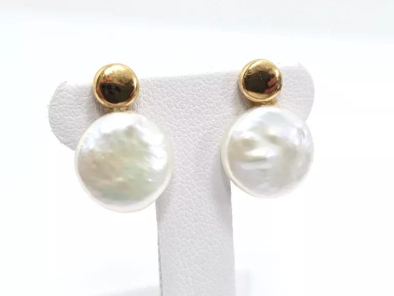 ZŁOTE KOLCZYKI Z MASA PERŁOWA 750 3,73G