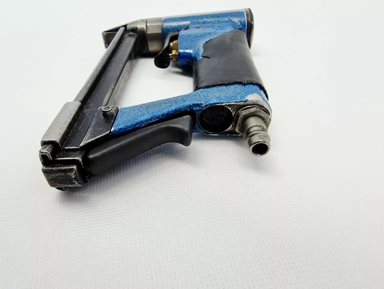 ZSZYWACZ TAPICERSKI PNEUMATYCZNY AUTOMATYCZNY BEA 380/14-450