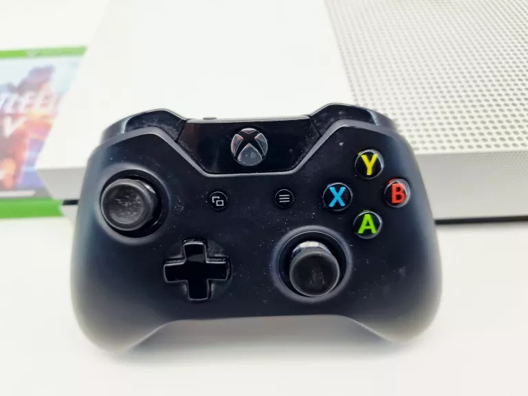 KONSOLA XBOX ONE S 500GB