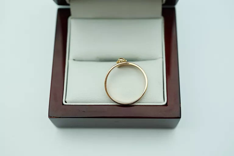 ZŁOTY PIERŚCIONEK KWIATEK 585/14K 2,33G R: 14