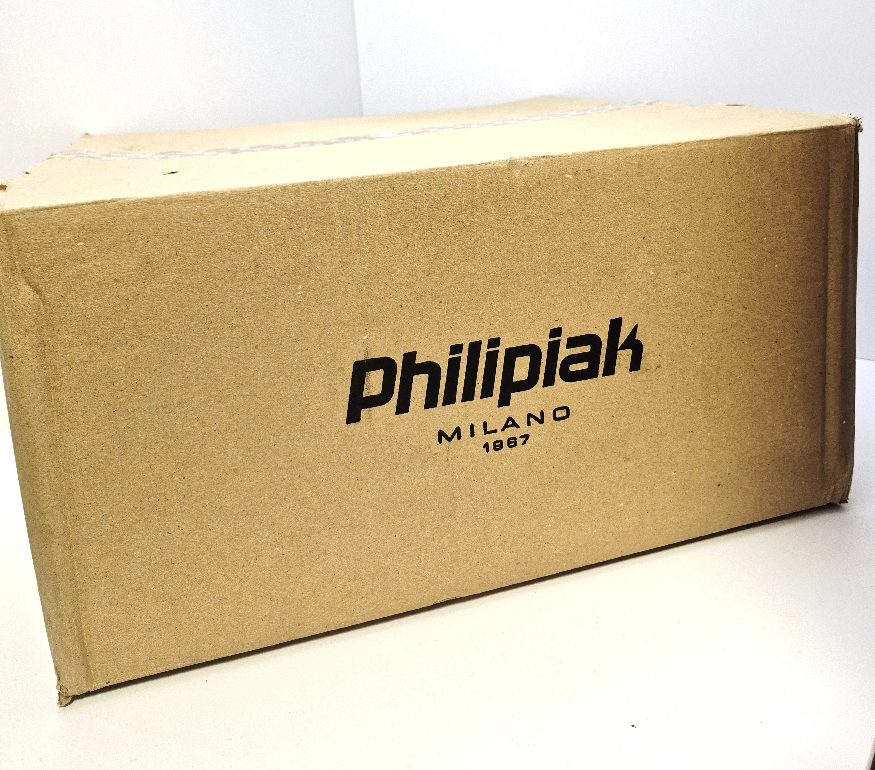 patelnia-krolewska-32-cm-z-pokrywa-kulista-philipiak-milano-futuro-kod-producenta-2360-32