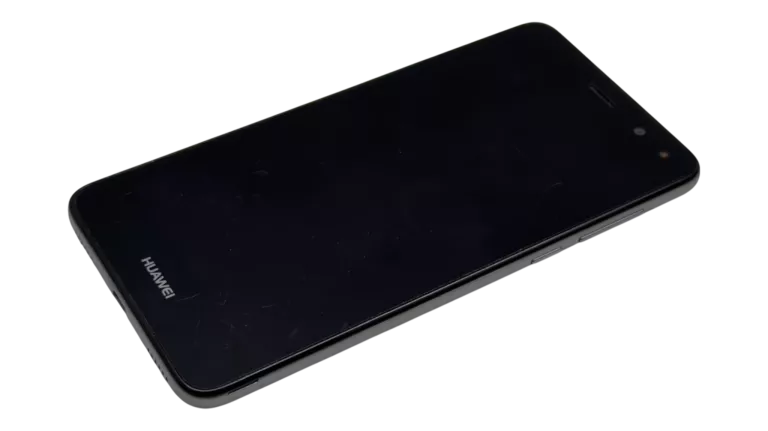 SMARTFON HUAWEI Y6 2 GB / 16 GB 4G (LTE) SZARY