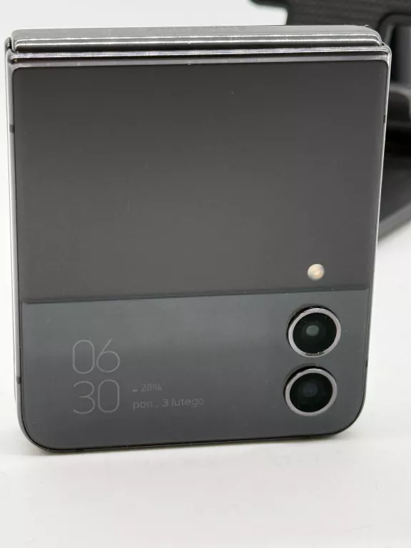 telefon-samsung-galaxy-z-flip4-512gb8gb-sm-f721b-stan-11323-2