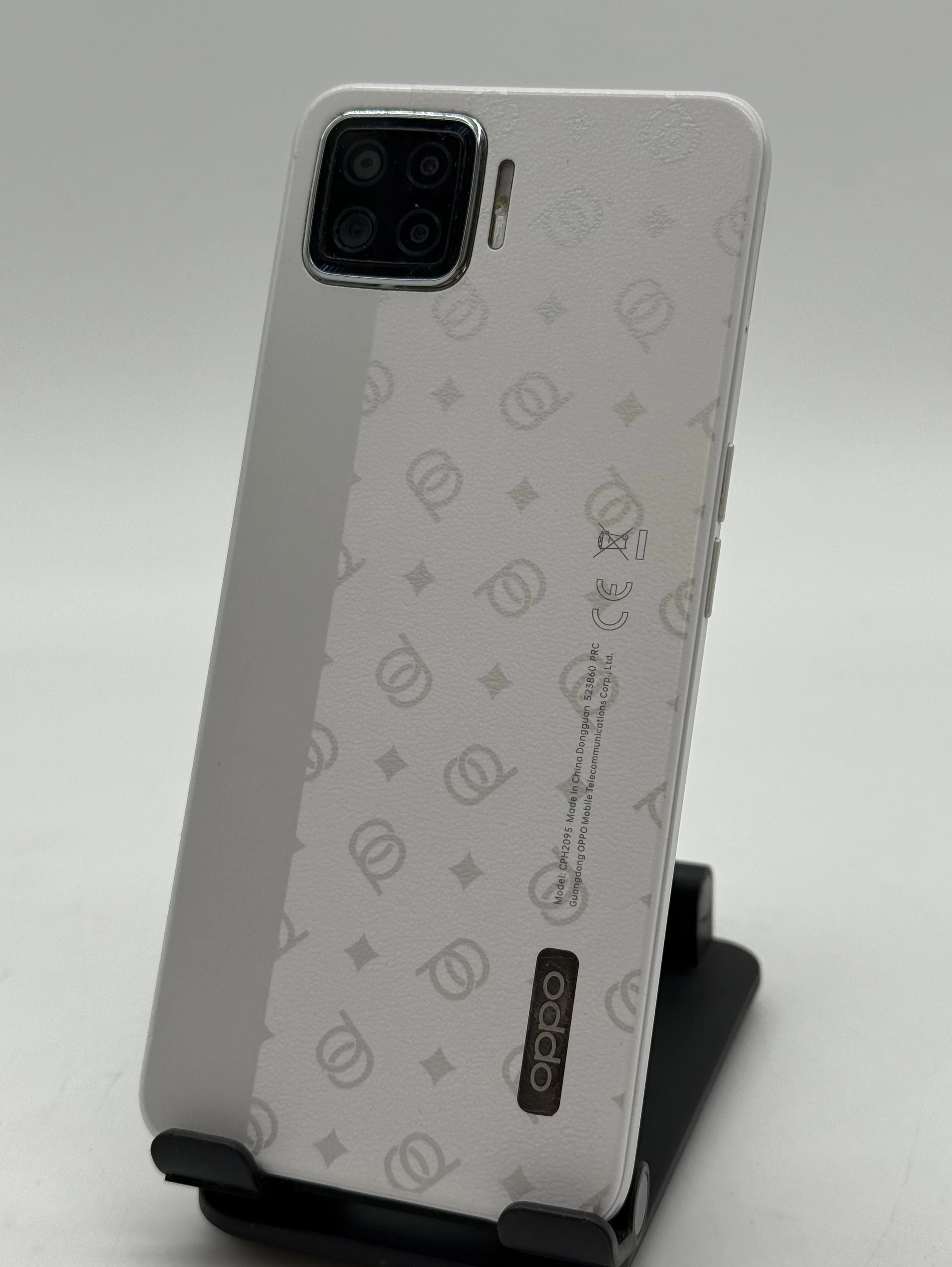 telefon-oppo-a73-4128gb-dworcowa-2-leszno-gold-fish