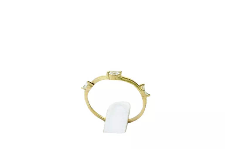 ZŁOTY  PIERŚCIONEK Z CYRKONIAMI  1,11G,