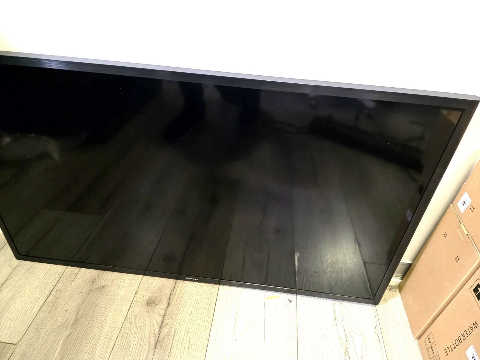 telewizor-samsung-hg40ee470-sk-40-cali-stan-11323-2