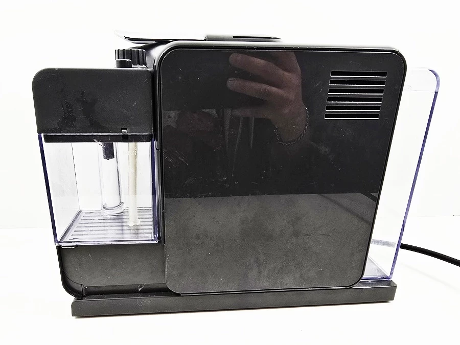 ekspres-na-kapsulki-delonghi-nespresso-lattissima-touch-en560b-czarny-kod-producenta-en560b