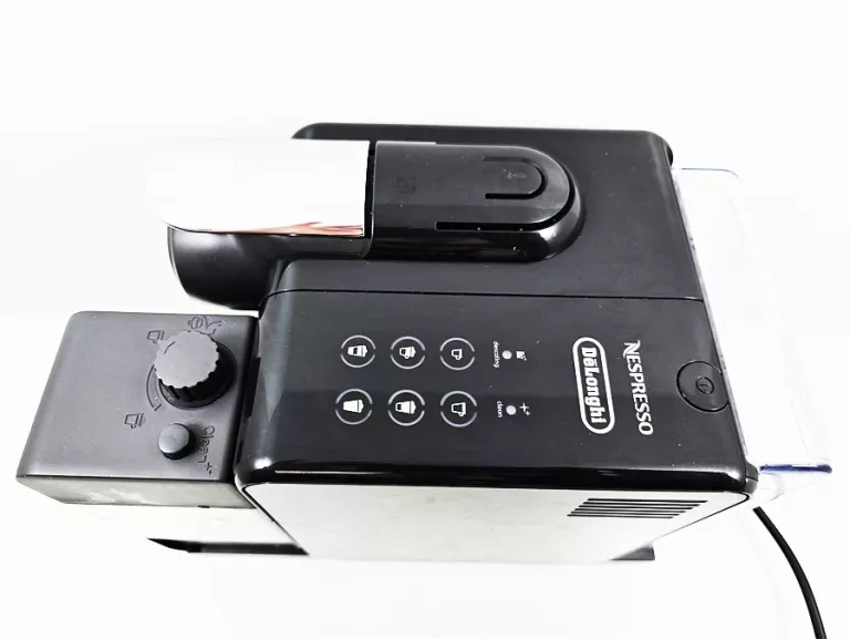 ekspres-na-kapsulki-delonghi-nespresso-lattissima-touch-en560b-czarny-kolor-dominujacy-129357-3