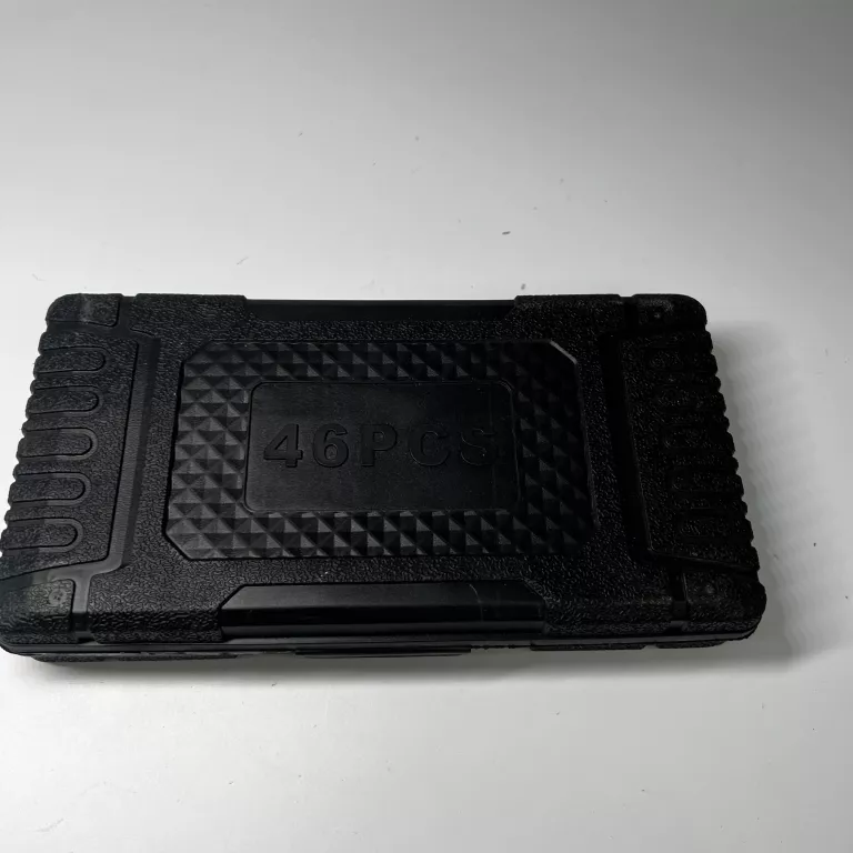 ZESTAW KLUCZY NASADOWYCH 46 SZTUK