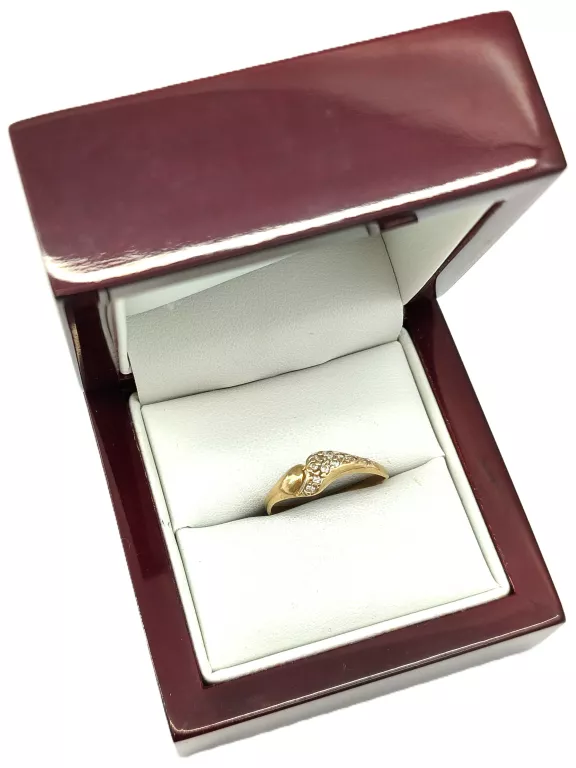 DELIKATNY ZŁOTY PIERŚCIONEK Z CYRKONIAMI 585,1,28