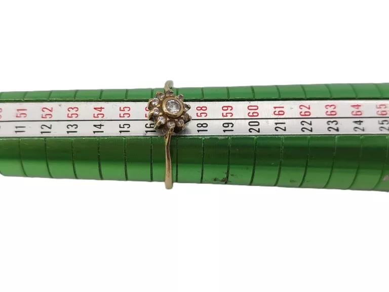 ZŁOTY PIERŚCIONEK 8K 1,59G