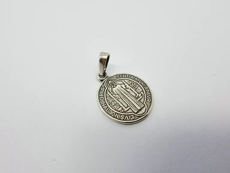 SREBRNA ZAWIESZKA 925