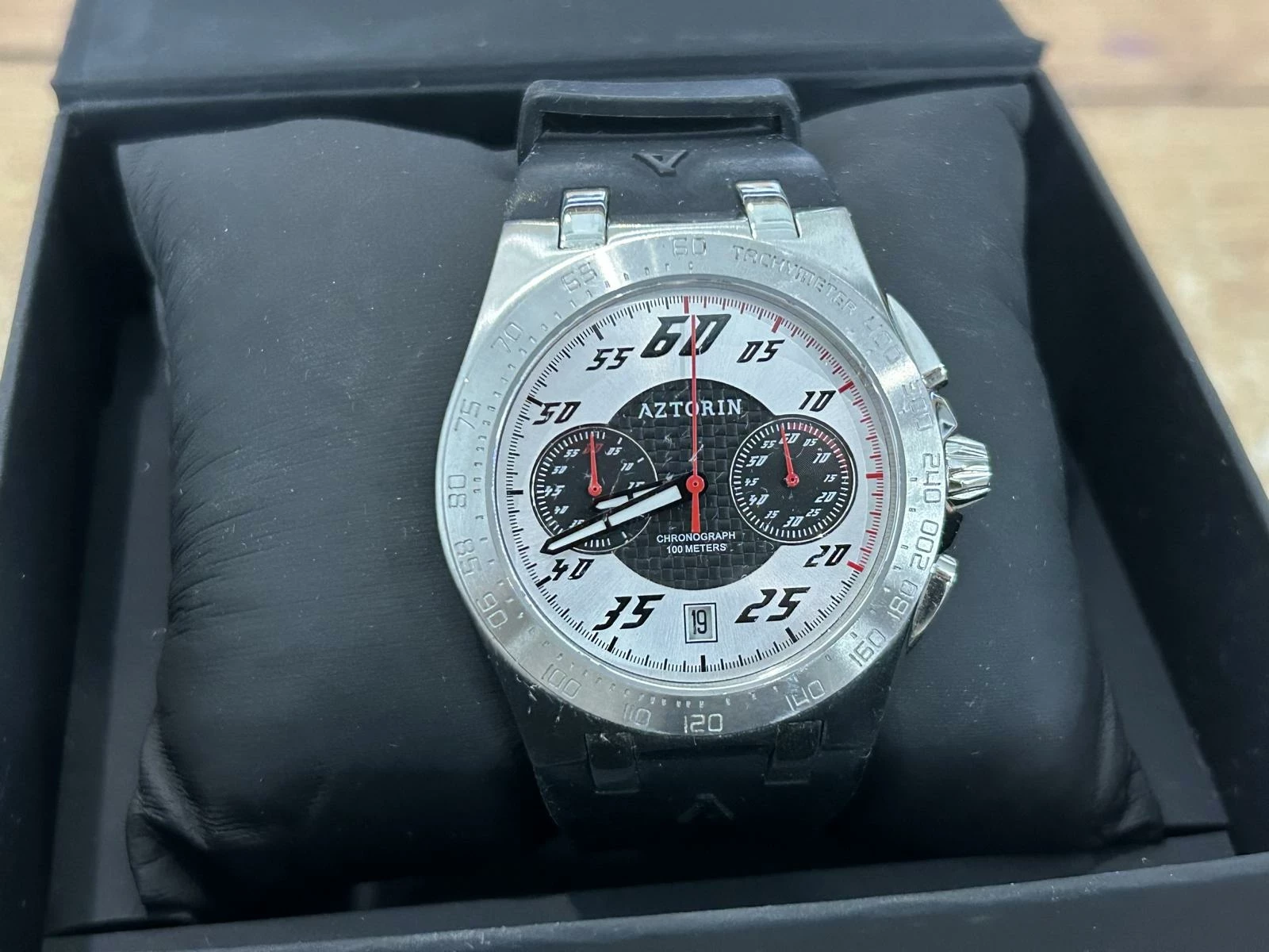 zegarek-aztorin-sport-a081g371-komplet-stary-rynek-9-sroda-wlkp