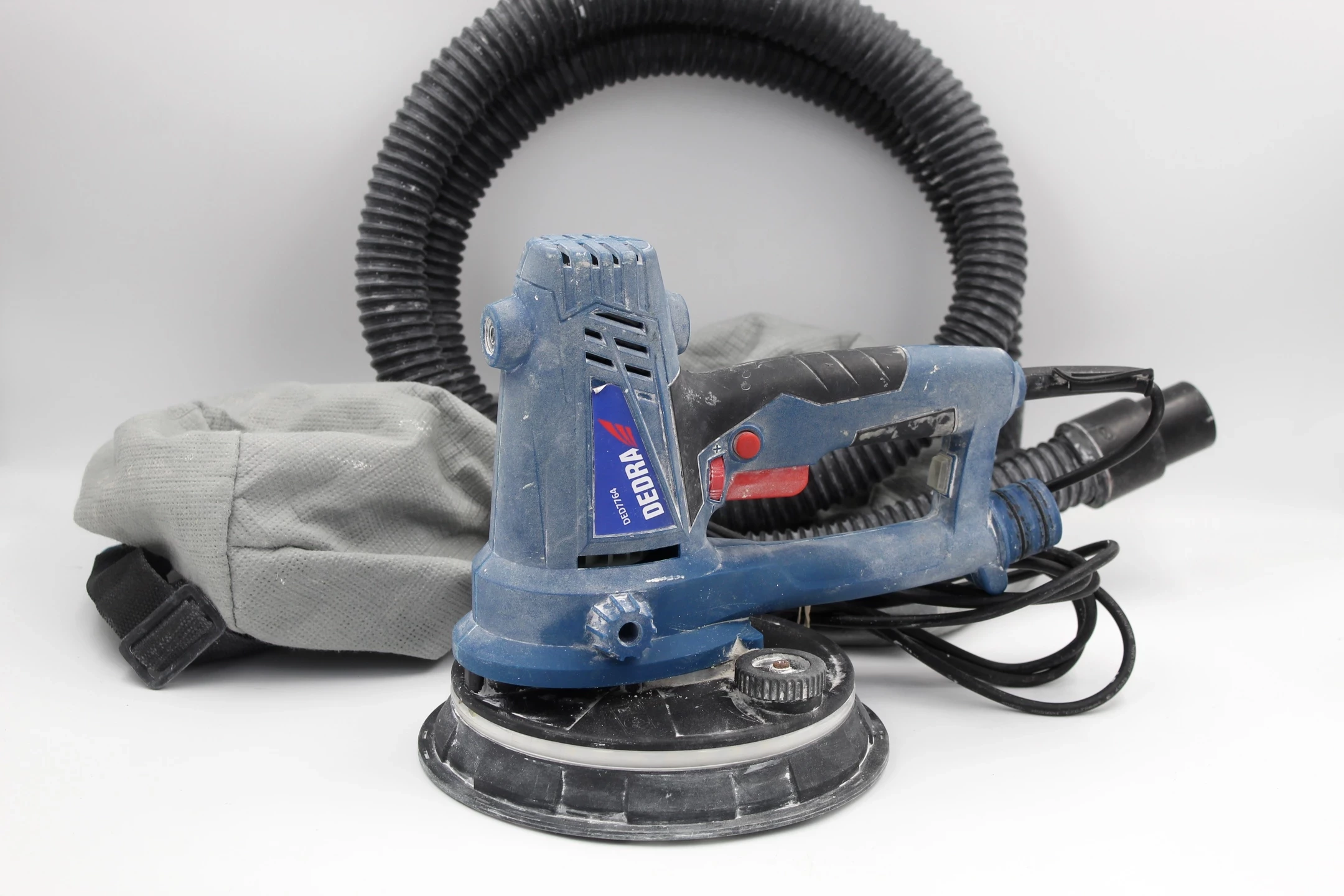 szlifierka-bezpylowa-do-gipsu-dedra-ded7764-sienkiewicza-6-grudziadz