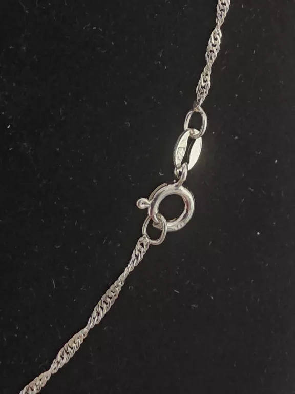 SREBRNY ŁAŃCUSZEK 925 1,54G