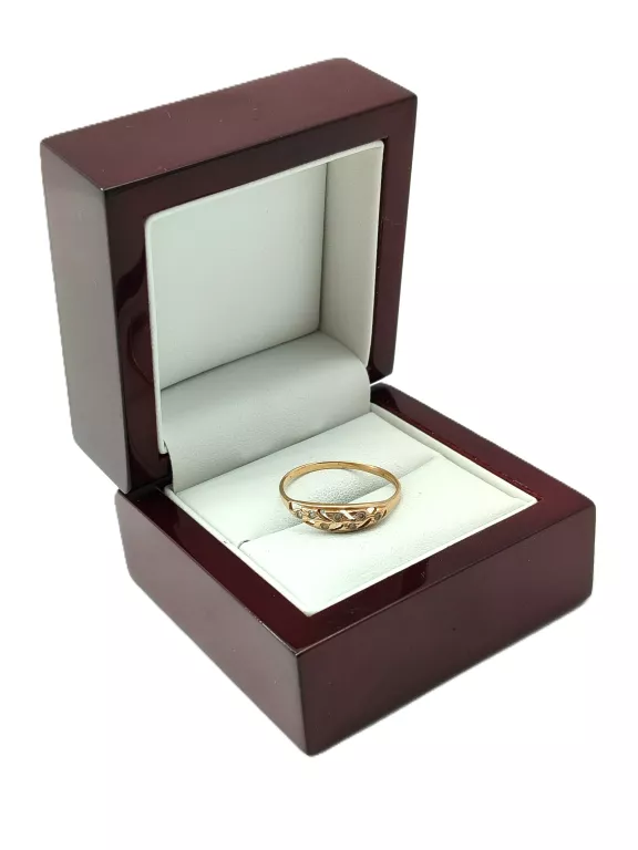 ZŁOTY PIERŚCIONEK 585,1,30