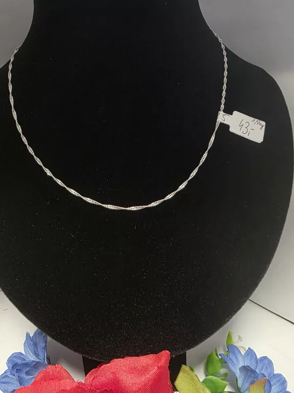 SREBRNY ŁAŃCUSZEK 925 1,54G