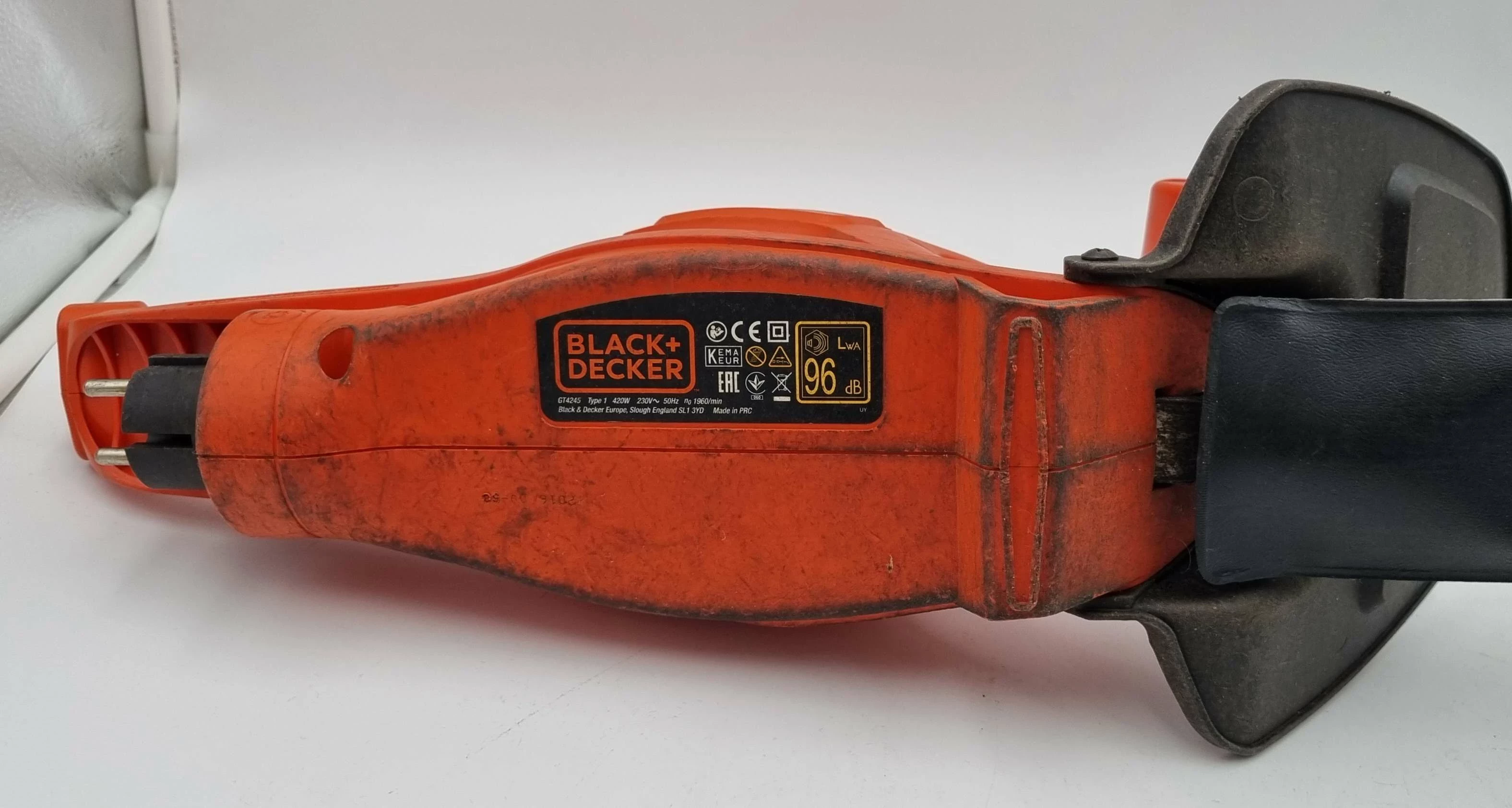 nozyce-do-zywoplotu-black-decker-gt4245-marka-248811-950070
