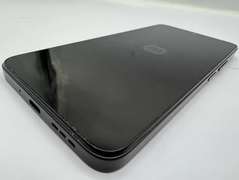 SMARTFON XIAOMI REDMI 13C 4 GB / 128 GB 4G (LTE) CZARNY