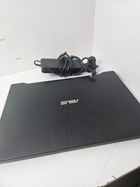 asus-fx503vm-i5-7300hq-156-8gb-256gb-stan-11323-2