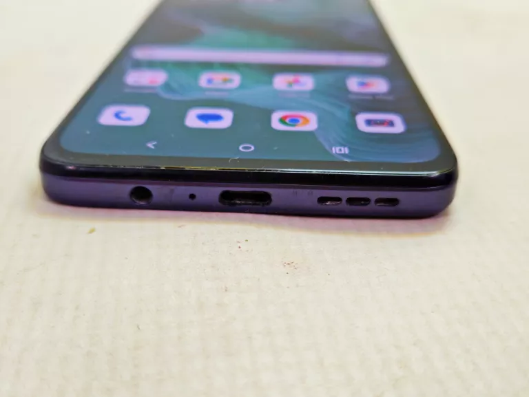 TELEFON MOTOROLA MOTO G35 PUDEŁKO 128/8