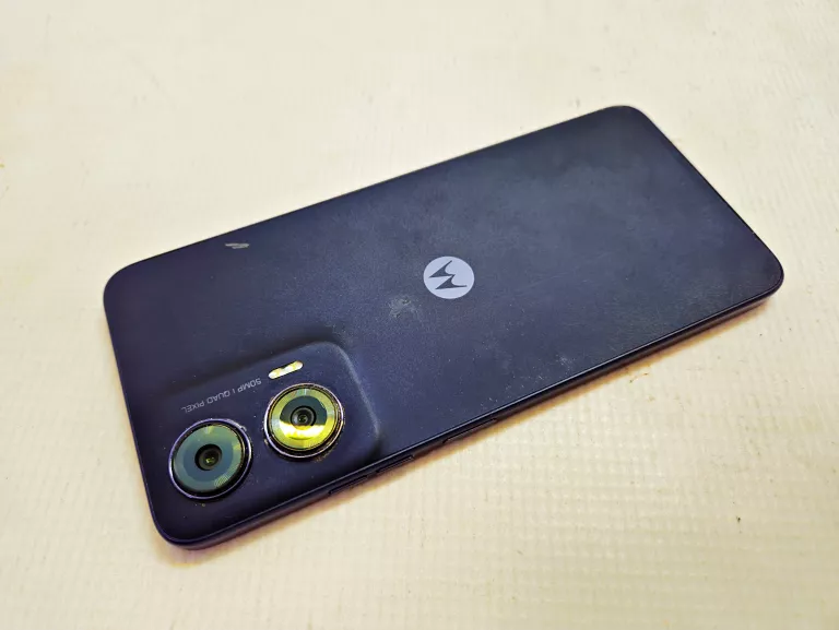 TELEFON MOTOROLA MOTO G35 PUDEŁKO 128/8