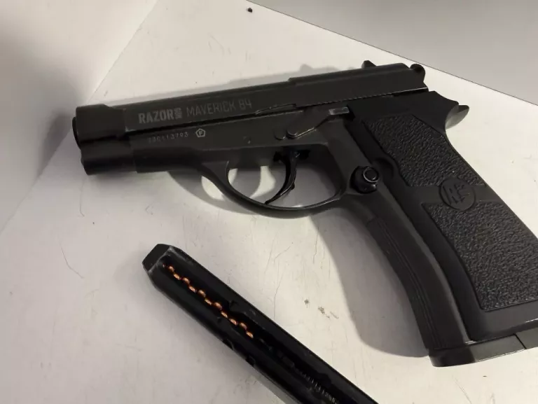 WIATRÓWKA RAZOR GUN MAVERICK 84 4,5 MM WC4-301B-KO 337-005V