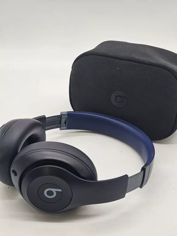 SLUCHAWKI APPLE BEATS STUDIO PRO ETUI