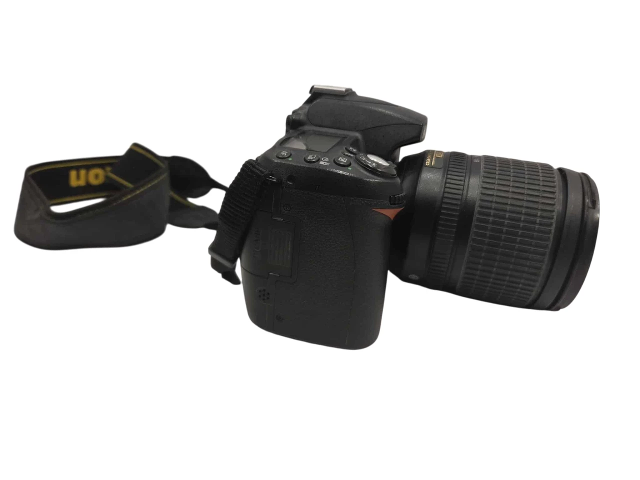 lustrzanka-nikon-d90-obiektyw-nikkor-18-105mm-vr-ean-gtin-0018208915743