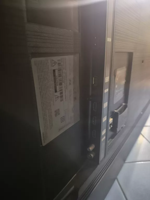 telewizor-led-samsung-ue55au7172u-55-4k-uhd-przekatna-ekranu-cale-5500