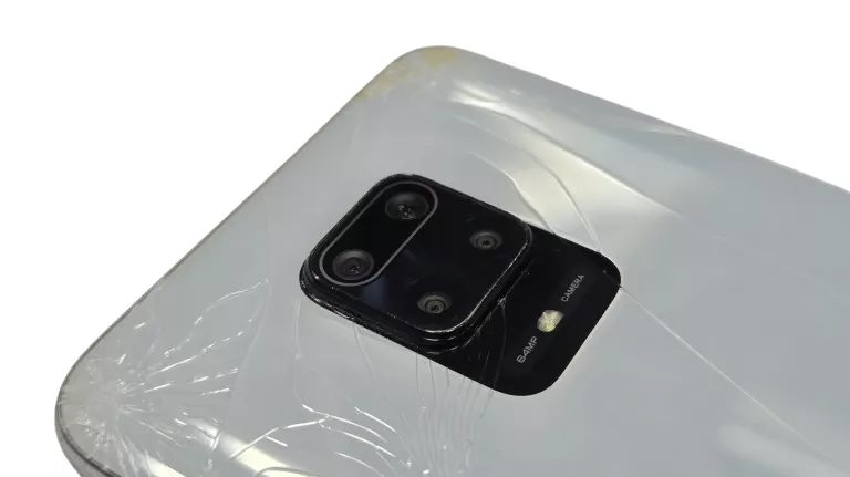 TELEFON XIAOMI REDMI NOTE 9 PRO 6/128GB (PĘKNIĘTE PLECKI)