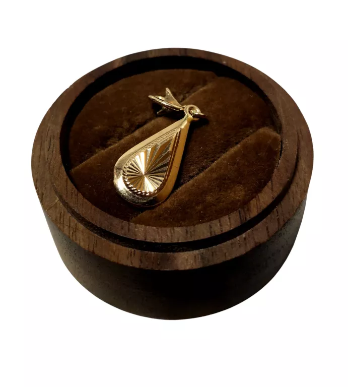 ŚLICZNA ZŁOTA  ZAWIESZKA 3,40G 585