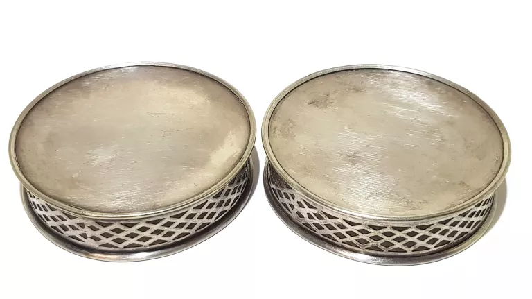 DWIE SREBRNE PODSTAWKI NP.POD BUTELKĘ WINA PR925 ŚREDNICA WEWN7,5CM 103,6G