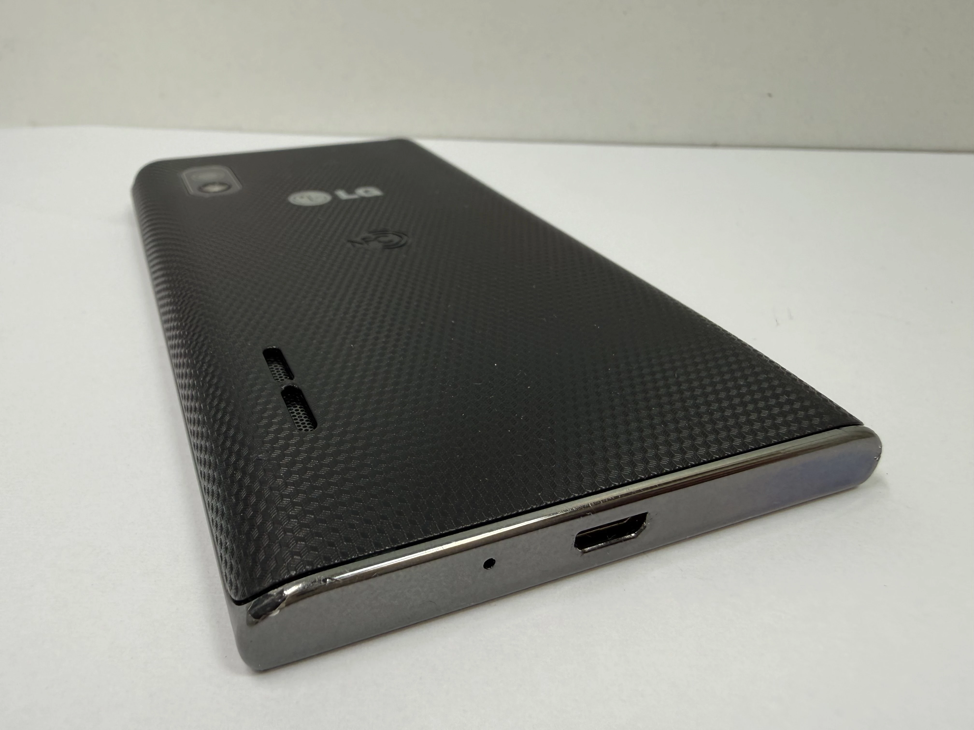 telefon-lg-e610-system-operacyjny-4388-1