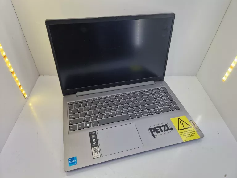 LAPTOP LENOVO IDEAPAD 3 WIN11H/8/512GB/I3-1115G4 ŁAD