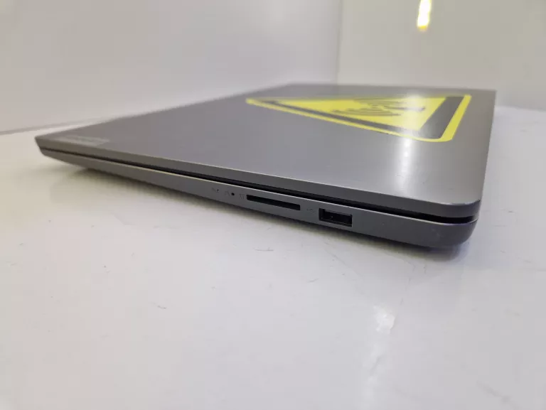 LAPTOP LENOVO IDEAPAD 3 WIN11H/8/512GB/I3-1115G4 ŁAD