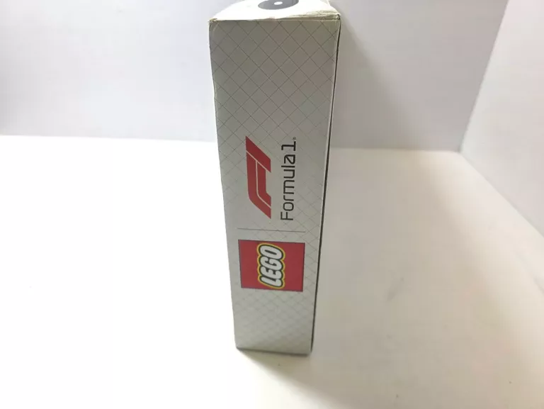 KLOCKI LEGO CITY 60444 FORMULA 1