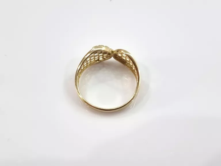 SREBRNY PIERŚCIONEK Z MOTYWEM PLASTRA MIODU PR.925 1,95G R.21