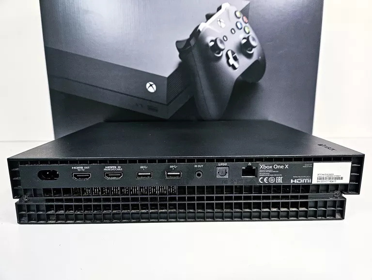 KONSOLA XBOX ONE X 1TB / KOMPLET PUDEŁKO PAD OKABLOWANIE
