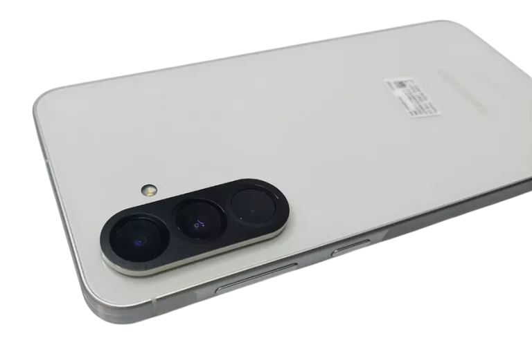 TELEFON SAMSUNG GALAXY A56 8 GB / 128 GB