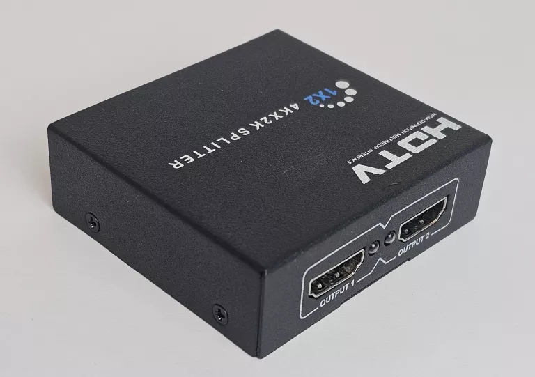 SPLITTER ROZDZIELACZ SYGNAŁU HDMI 1X2 FULL HD 4K 60HZ HD28C + HDMI 10M