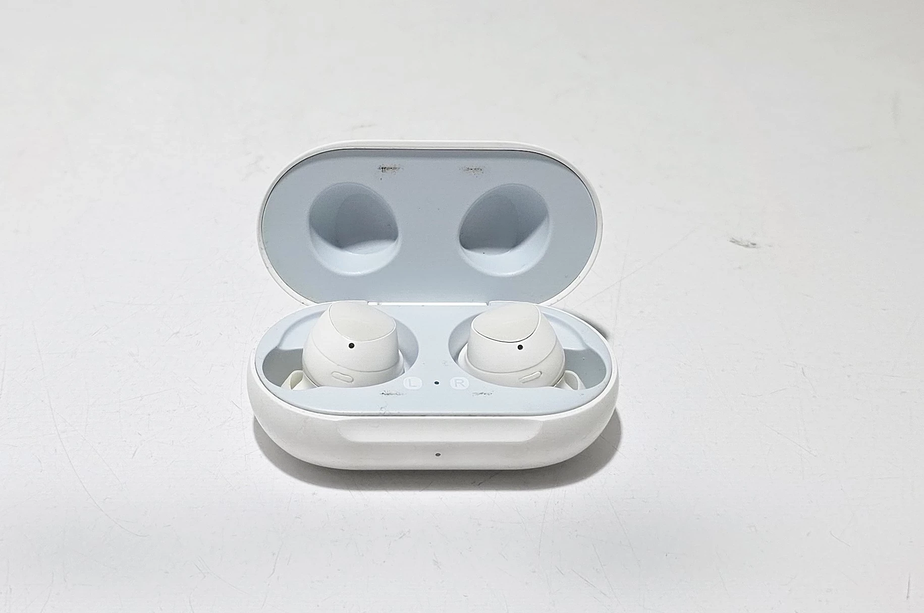 sluchawki-samsung-galaxy-buds-bialy-ean-gtin-8801643744953