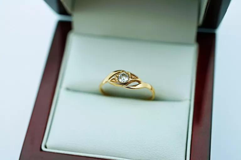 ELEGANCKI ZŁOTY PIERŚCIONEK Z CYRKONIĄ PR.585 14K R.16 1,27G