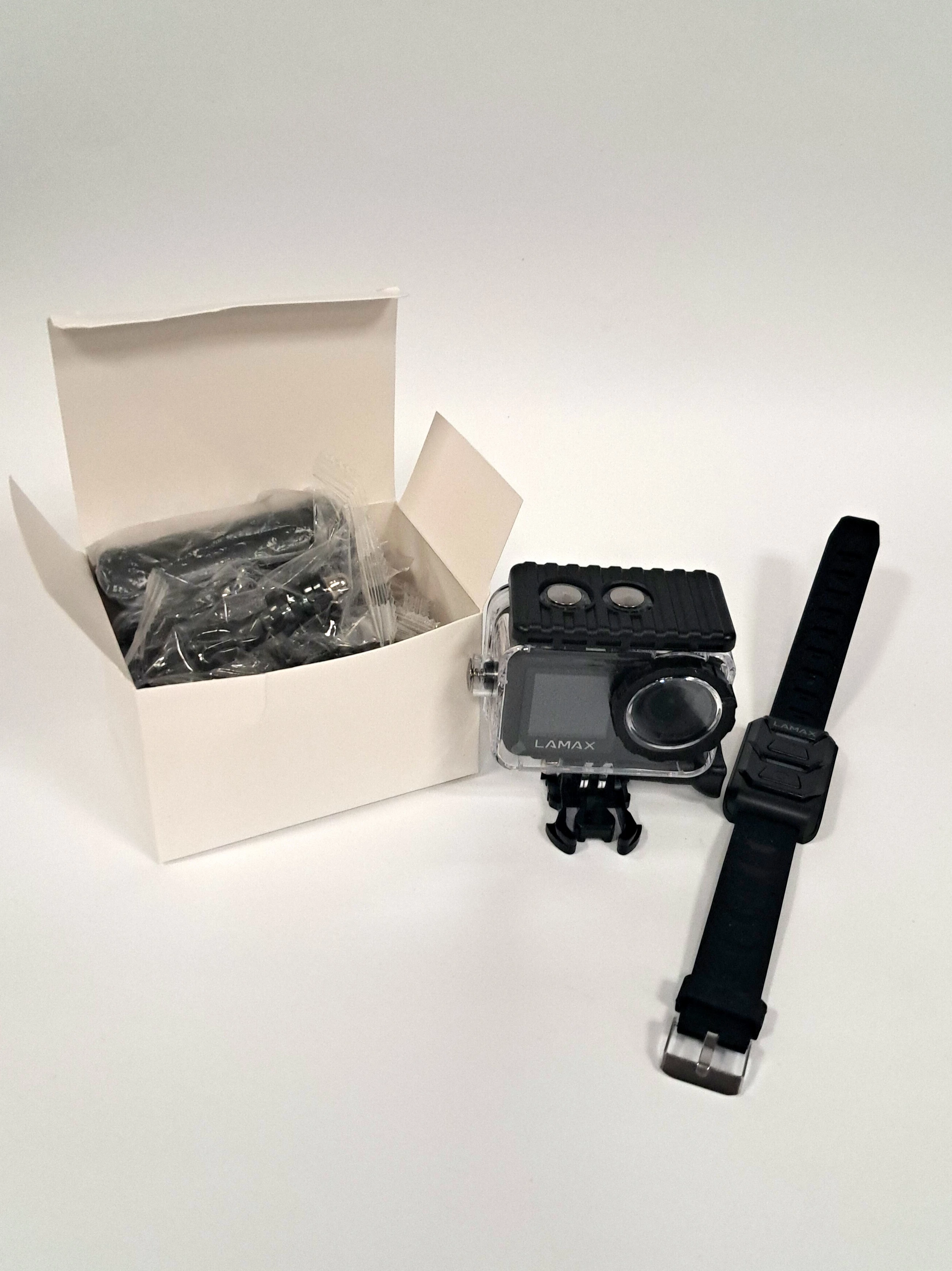 kamera-lamax-w91-stan-idealny-karta-32gb-gratis-ean-gtin-8594175354478