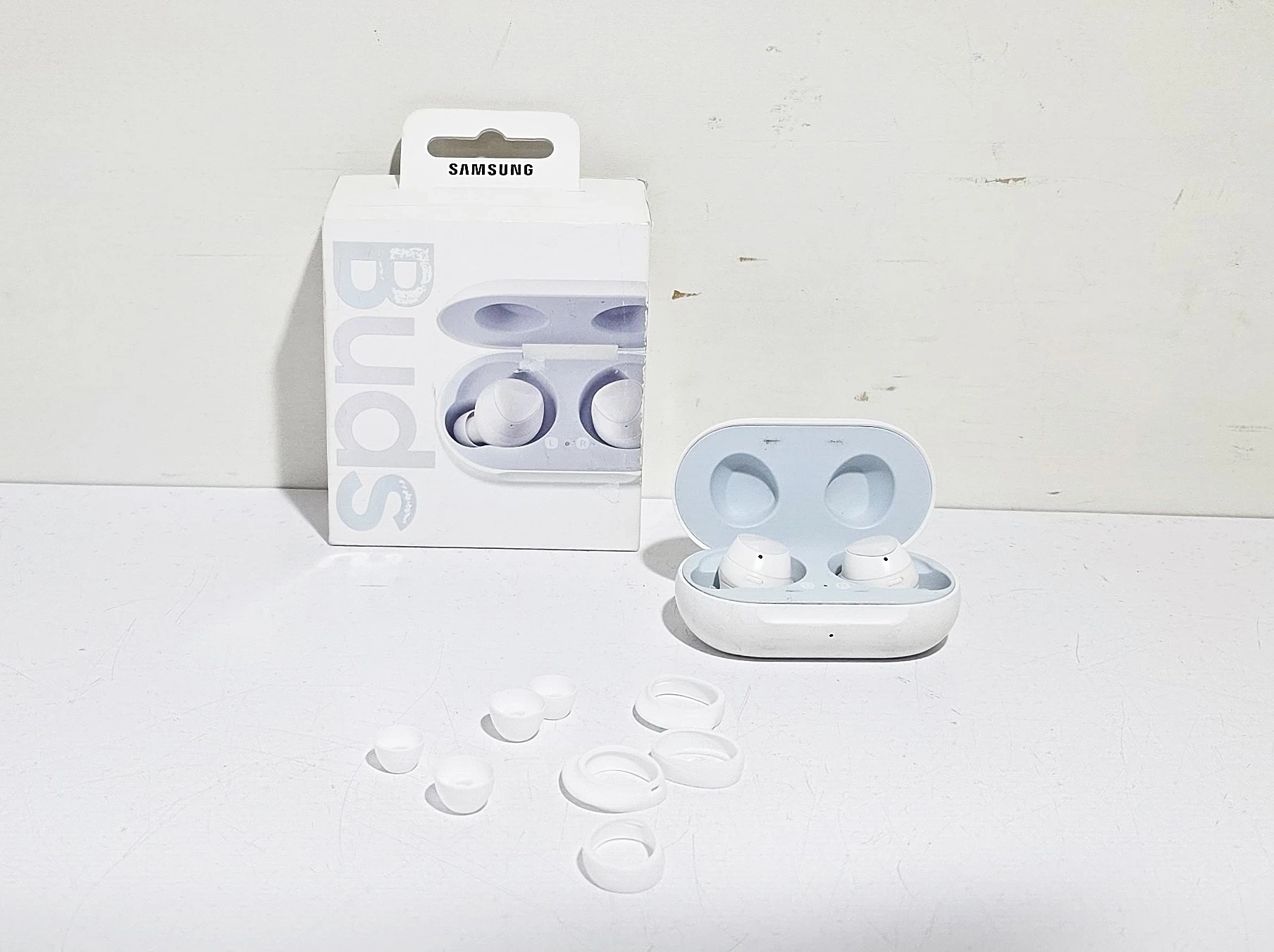 sluchawki-samsung-galaxy-buds-bialy-moniuszki-17-biala-podlaska