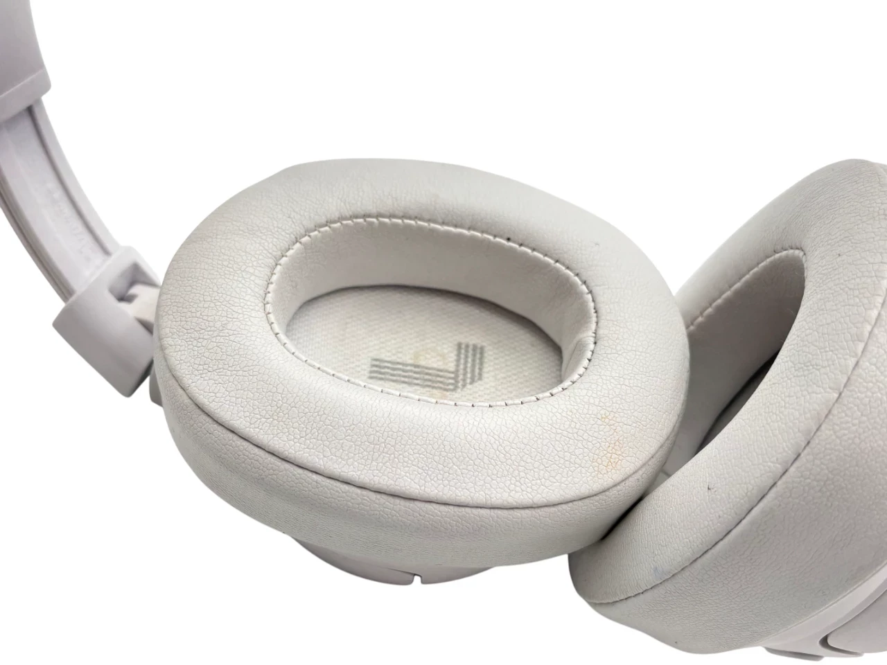 sluchawki-nauszne-jbl-tune-720bt-bezprzewodowe-biale-stan-11323-2